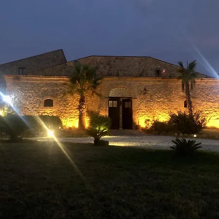 Agriturismo Baglio Pollicarini *