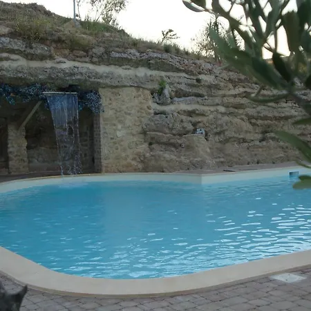 Agriturismo Baglio Pollicarini Farm stay
