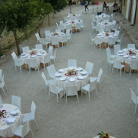 Farm stay Agriturismo Baglio Pollicarini Pergusa